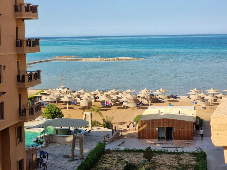 Beachside 1-bedroom apartment in Turtles Beach Resort, Hurghada — Turtles Beach Al Ahyaa