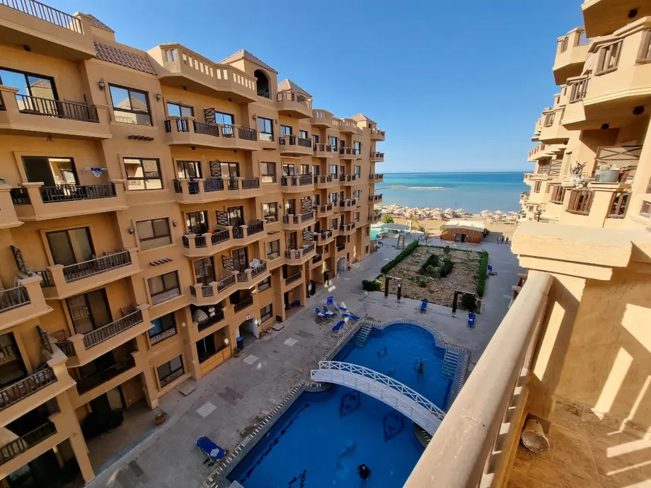 Beachside 1-bedroom apartment in Turtles Beach Resort, Hurghada — Turtles Beach Al Ahyaa